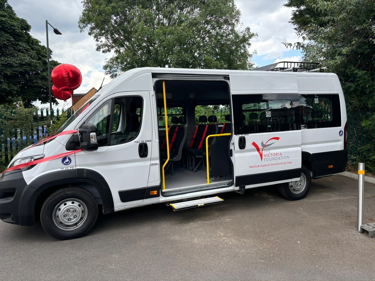 A visit to the new accessible minibus for Clarendon Secondary School 